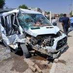 Minibüs ile kamyonetin çarpıştığı kazada 4 kişi yaralandı