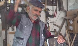 Boş durmamak için başladığı kazma, kürek ve balta sapı yapma işini meslek edindi