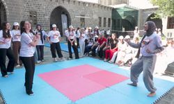 Diyarbakır'da tarihi mekanlar sporun ritmiyle canlandı