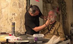 Opera ve bale sanatçıları en iyi performans için perde arkasında zamanla yarışıyor