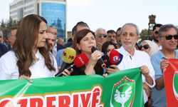 Eşbaşkan Bucak: Evimize, dilimize, takımımıza sahip çıkıyoruz