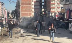 Freni arızalanan kamyon 15 araca çarptı, 3 kişi yaralandı