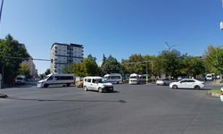 Sinyalizasyon Çalışmayınca Trafik Kuralları Hiçe Sayıldı
