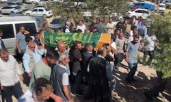 Su kuyusunda ölen 4 kuzenin cenazesi yan yana toprağa verildi
