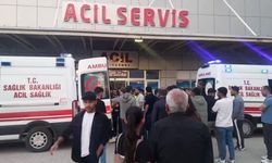 Adıyaman'da iki otomobilin çarpıştığı kazada 3 kişi öldü, 5 kişi yaralandı