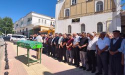 Girdiği çayda akıntıya kapılarak yaşamını yitiren gencin cenazesi toprağa verildi