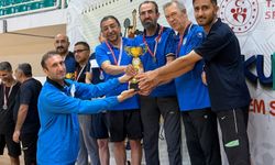 Dicle Üniversitesi Masa Tenisinde Zirveye Çıktı