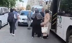 Belediye Otobüsü ile Otomobil Arasında Maddi Hasarlı Kaza Yaşandı