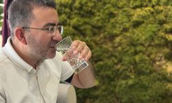 Yazın sağlıklı kalmanın yolu su tüketimi ve sebze ağırlıklı beslenmeden geçiyor