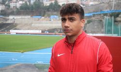 Futbolcu Oğuzhan Matur, Amed Sportif Faaliyetler'den ayrıldığını duyurdu