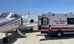 Ambulans uçak 14 günlük bebek için havalandı