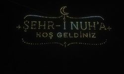 Şırnak'ta "Hz. Nuh'u Anma Merasimi"nde 500 dronla gösteri düzenlendi