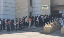 Diyarbakır'da AGS Heyecanı Başladı: Öğretmen Adayları Sınav Salonlarına Alındı