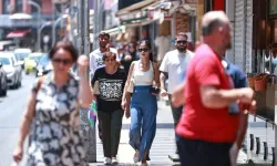 Sıcak Havalar Kalp Krizi Riskini Artırıyor: Uzmanlardan Hayati Uyarılar
