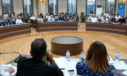 Diyarbakır'da Muhtarlarla Kritik Toplantı: 2026 Yatırımları Masaya Yatırıldı