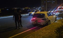 İki otomobilin çarpıştığı kazada 3 kişi yaralandı