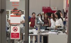 Yapay Zekalı Robot Atıkları Otomatik Ayrıştırıyor