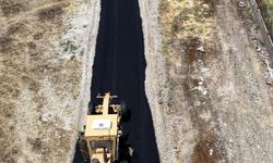 Sur'da Mezarlık Yoluna Asfalt