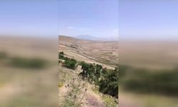 Devrilen traktörün römorkundaki 1 kişi öldü, 23 kişi yaralandı