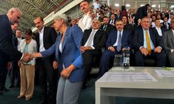Bakanlar Mustafa Çiftçi ve Osman Aşkın Bak TarihiAmedspor Maçı Öncesi Protokolde yerini aldı