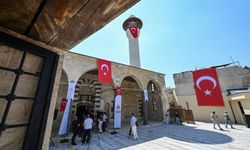 Depremlerden etkilenen Gaziantep Bostancı Camisi, yeniden ibadete açıldı