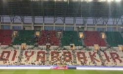 Amedspor-Trabzonspor maçı öncesi taraftarlar stadyuma alınmaya başladı