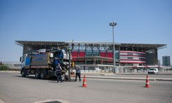 Amedspor maçı öncesi Diyarbakır stadyumu’nun altyapısı temizlendi