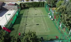 Ağrı’da tenis heyecanı başladı: 120 sporcu korta çıktı