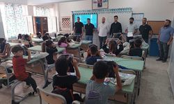 Çermik’te Öğrencileri Sevindiren Destek! 200 Okul Üniforması Dağıtıldı