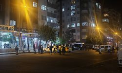 Diyarbakır'da otomobilden ateş açılması sonucu 3 kişi yaralandı