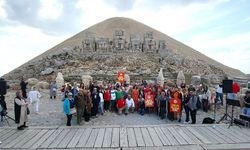 Engeller aşıldı, Nemrut’un zirvesinde buluştular