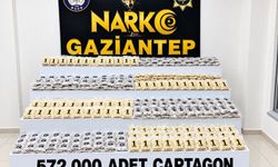 Gaziantep’te bir adrese baskın: İçeriden 572 bin uyuşturucu hap çıktı