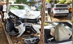 Bağlar’da Otomobil Orta Refüje Çıkarak Ağaca Çarptı