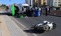 Otomobille çarpışan motosikletin sürücüsü hayatını kaybetti