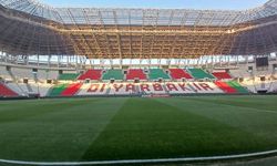 Diyarbakır’da Amedspor-Beşiktaş maçı öncesi stadyumda hummalı hazırlık