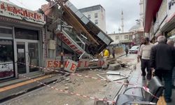 Temel Kazısı sırasında Yanındaki İş Yeri Kısmen Çöktü