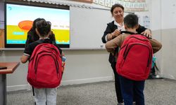 Diyarbakır’da 280 Öğrenciye Eğitim Desteği: Çanta ve Kırtasiye Dağıtıldı