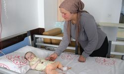 Diyarbakır’da Doktorlardan Hayat Kurtaran Müdahale: 3 Aylık Dicle Bebek İyileşti