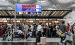 Türkiye Havalimanlarında 193 Milyon Yolcu