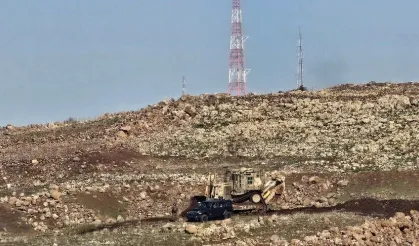 İsrail; Suriye'nin Kuneytra kırsalına topçu saldırısı düzenledi