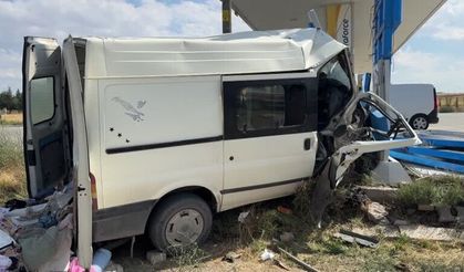 Elazığ-Keban yolunda iki araç çarpıştı: 3’ü çocuk 7 yaralı