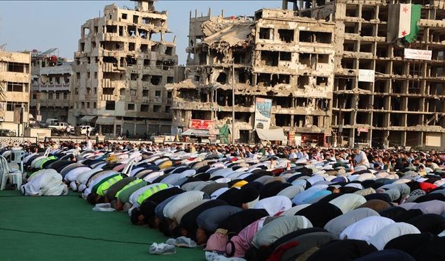 Suriye’nin Humus kentinde Ali Talip Camisi’nde patlama: Ölü ve yaralılar var
