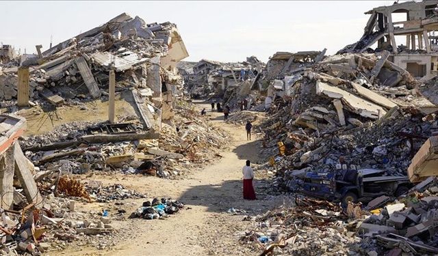 Ateşkese rağmen Gazze Şeridi'nde hava ve kara saldırıları sürüyor