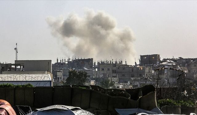 İsrail'in Gazze’ye düzenlediği saldırılarda 10 Filistinli hayatını kaybetti