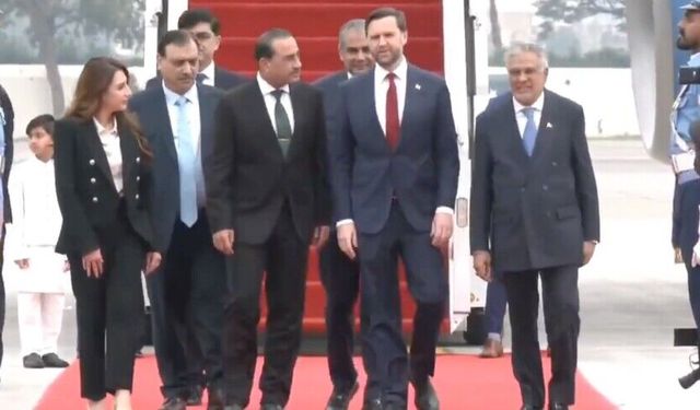 ABD ile İran heyeti arasındaki görüşmenin 13.00'te başlaması bekleniyor