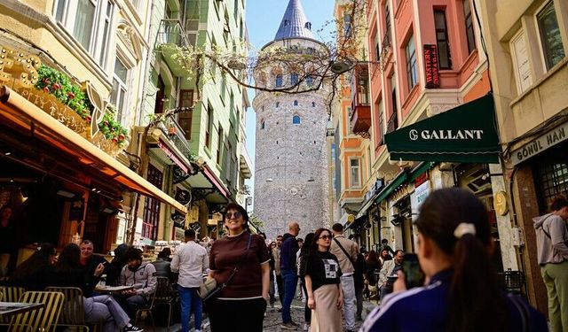 Türkiye'nin turizm geliri yılın ilk çeyreğinde yıllık bazda yüzde 4,2 arttı