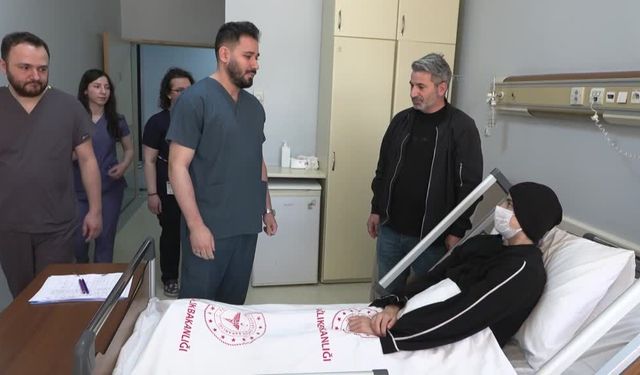Aynı masada hem sezaryen hem de beyin ameliyatı yapılan kadın sağlığına kavuştu