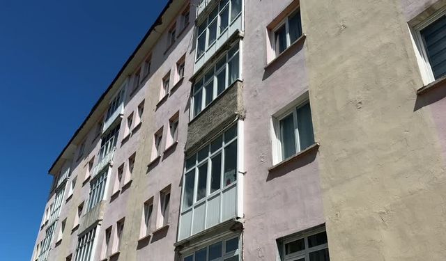 Erzurum'da kurban keserken kalp krizi geçiren kişi öldü