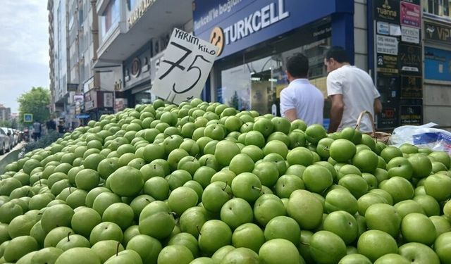 Hayat Pahalılığı Tezgahlara  Yansıyor