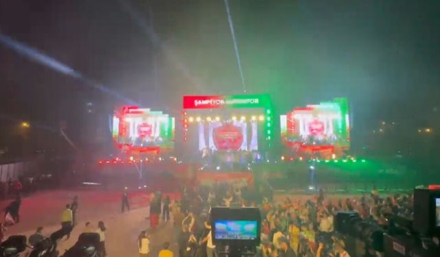 Amedspor Süper Lig Coşkusu Newroz Parkı’nı Doldurdu